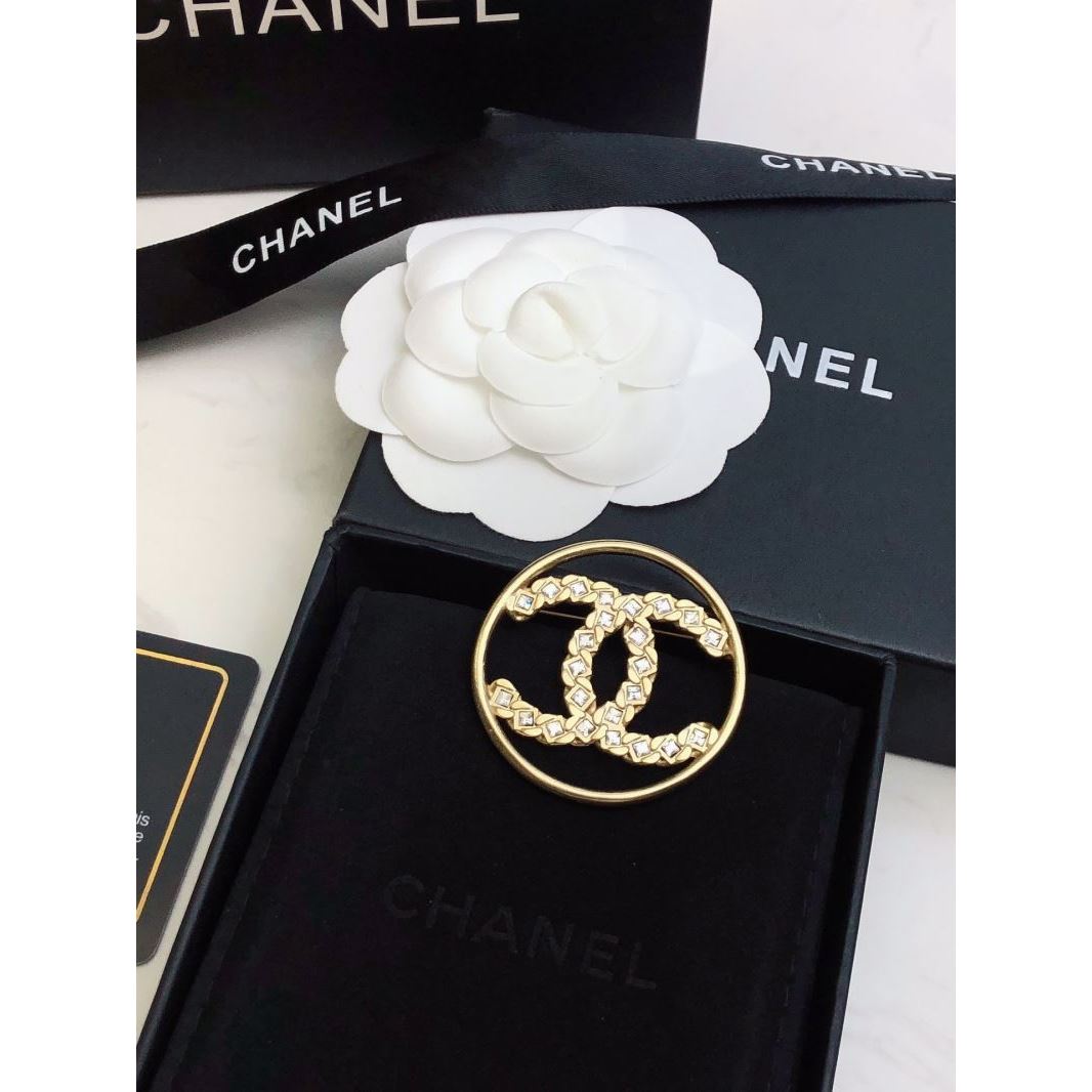 Chanel Brooches - Click Image to Close